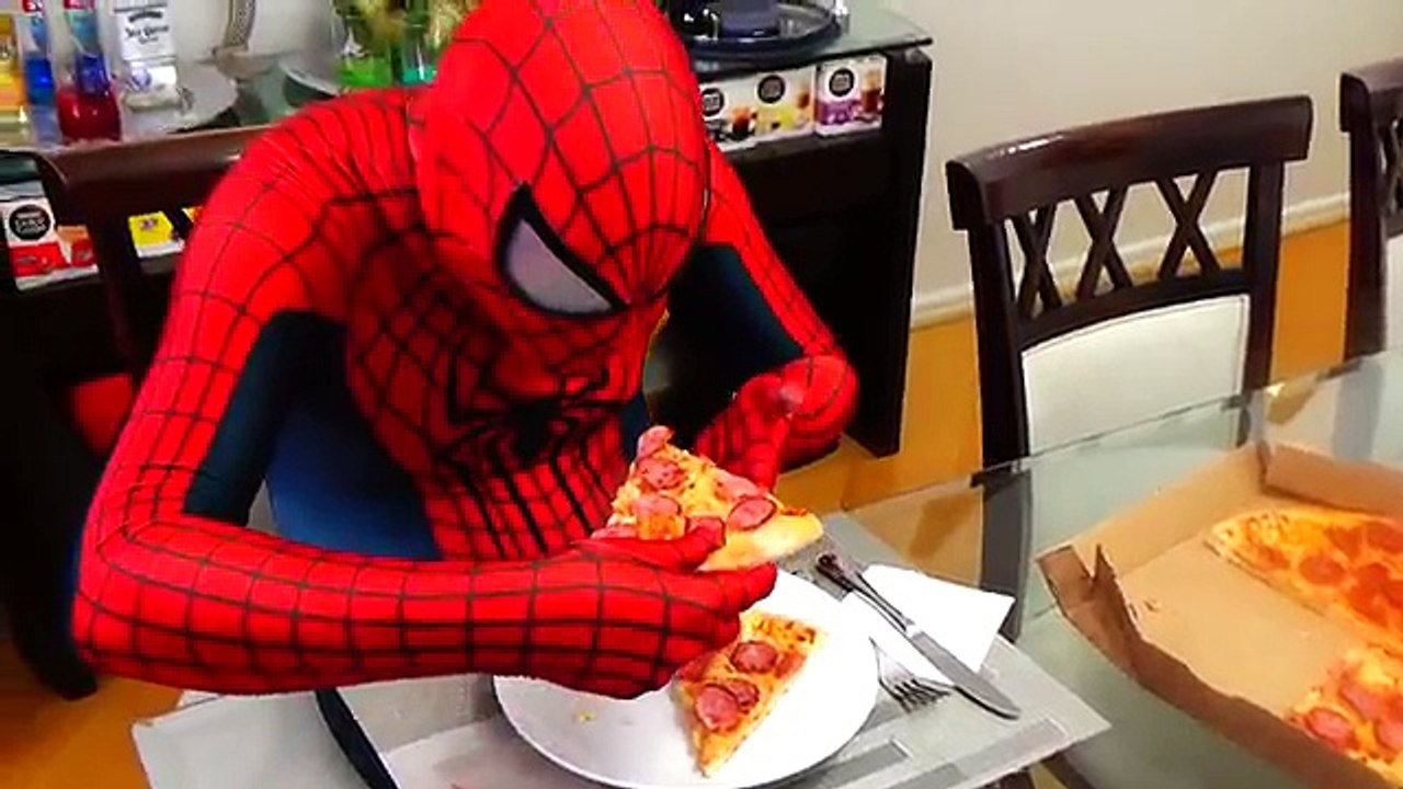 Spiderman vs Frozen Elsa PIZZA DELIVERY PRANK w- Hulk  - Fun Superheroes Movie In Real Life IRL