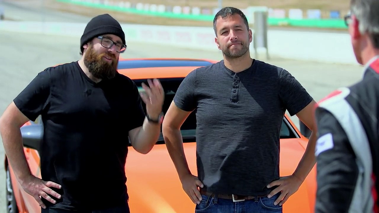 2016 Cadillac CTS-V vs. 2016 Lexus GS F - Head 2 Head Ep. 78_27