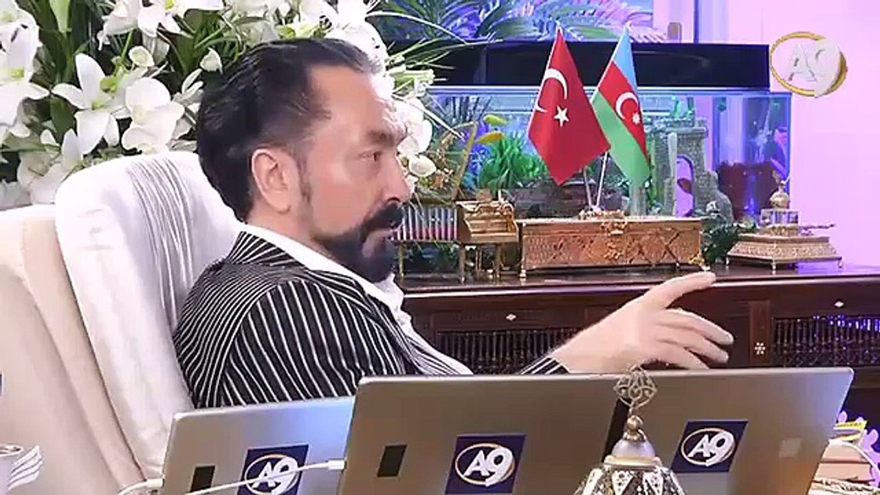 Er is een homoseksuele beweging in de gehele wereld opgestart, door middel van Darwinistisch en Rumi propaganda. We zullen deze opruiing elimineren.