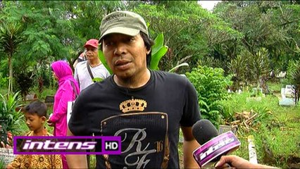 Kesedihan Komeng Saat Nyekar ke Makam Sang Putri - Intens 30 Agustus 2016