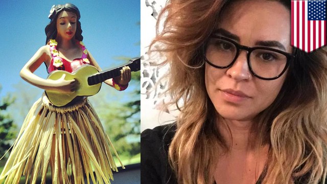 Political correctness gone wrong: SJW abuses Lyft driver for ‘racist’ dashboard hula doll - TomoNews