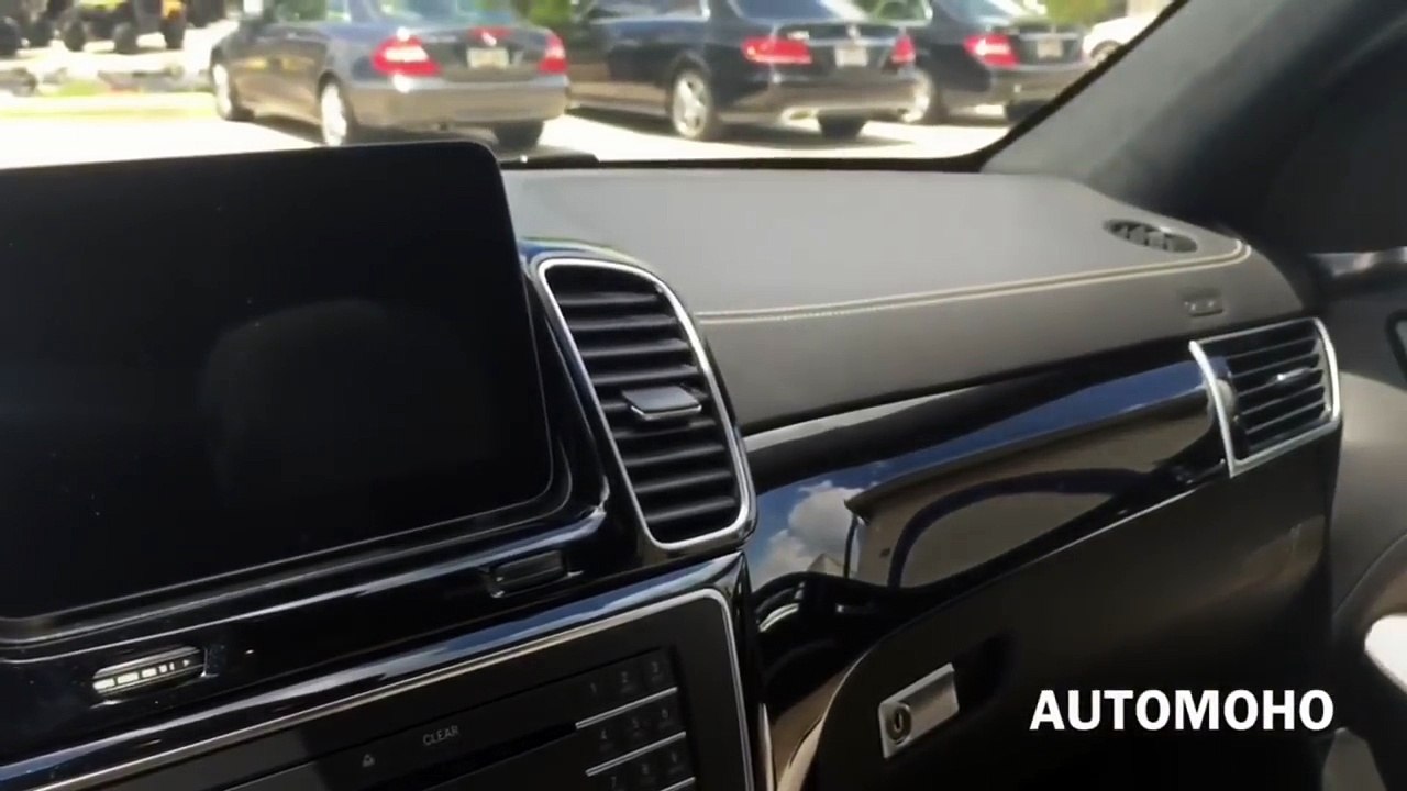 COMPARISON- 2017 Mercedes Benz GLS Class vs Lexus LX 570 Full Review_25