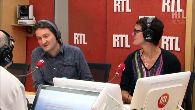 Emmanuel Macron va présenter sa démission à François Hollande