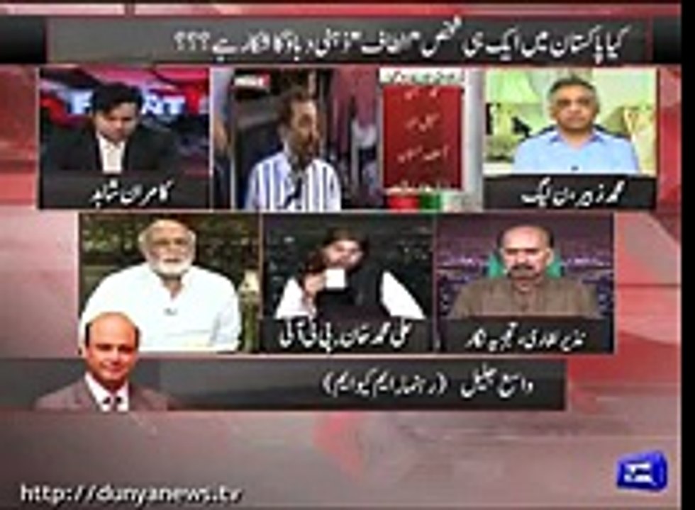 Haroon Rasheed Criticizes Altaf Hussain