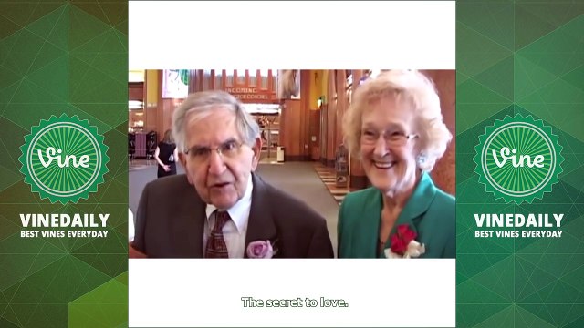 450+ AMERICA'S FUNNIEST HOME VIDEOS Vine Compilations 2016 - Funny AFHV Vines HD ( W- Titles)_23