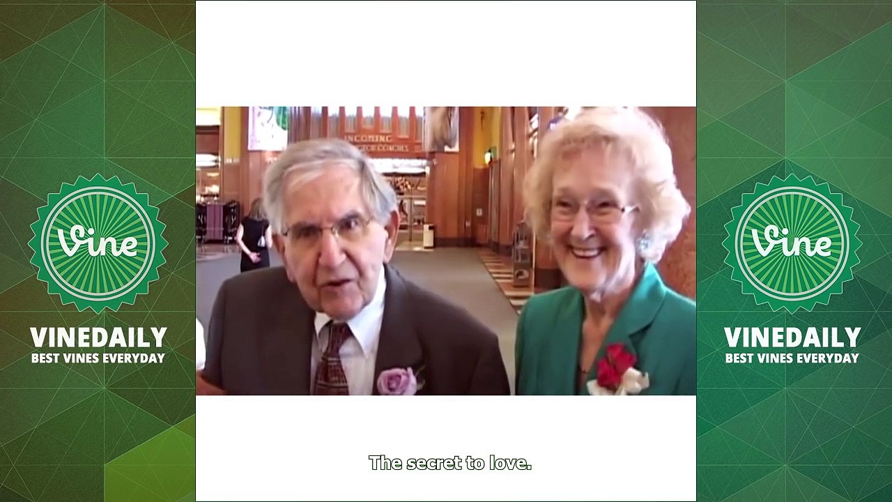 450+ AMERICA'S FUNNIEST HOME VIDEOS Vine Compilations 2016 - Funny AFHV Vines HD ( W- Titles)_23