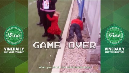 450+ AMERICA'S FUNNIEST HOME VIDEOS Vine Compilations 2016 - Funny AFHV Vines HD ( W- Titles)_85