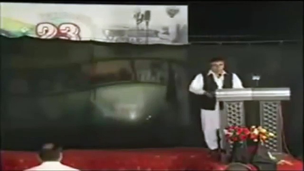 You Wont Be Able To Control Your Tears After Watching This Emotional Speech By Tariq Aziz(360p) (1)