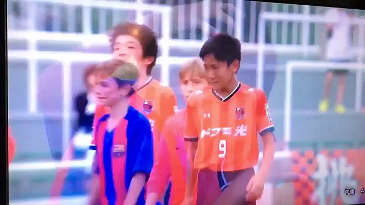 Barcelona kids show more empathy than most adults by consoling crying opposition after cup final