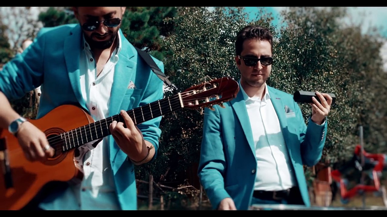 Damla Özbilen & Pont Project - Aşk Esiyor_Full-HD
