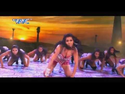 सेक्सी डांस - Ek Laila Teen Chhaila - इट के भट्टा पे जवनिया | Bhojpuri Hot Movie Song | Promo