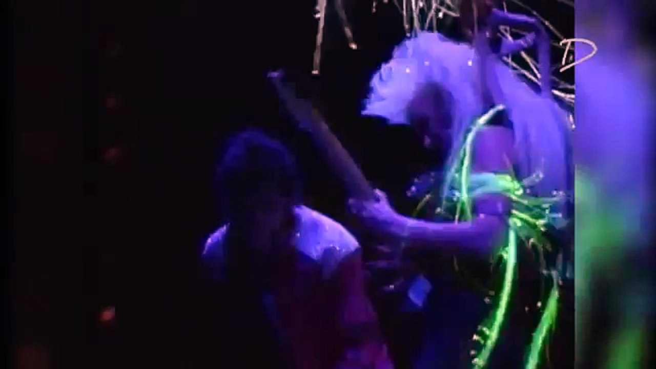 Michael jackson live Beat it 1992 bucharest