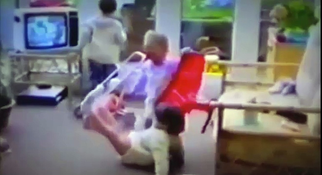 Funny Baby Accident 2016