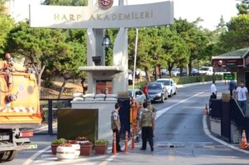 FETÖ'cü Subaylar Çalıntı Sorularla Kurmay Olmuş