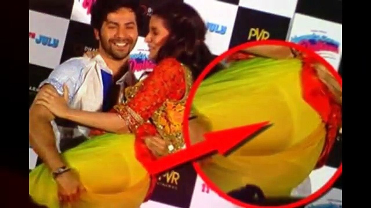 Oops moment of Bollywood actress 2016 wardrobe malfunction