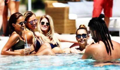 Brezilyalı Dansçılar Bodrum'u Rio'ya Çevirdi