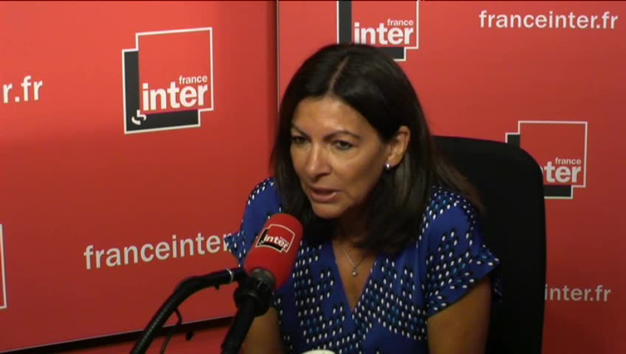 Anne Hidalgo : "Je suis atterrée par la façon dont la présidentielle s'engage"  (L'invité de 8h20)