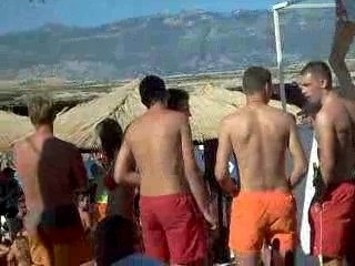 plage zrce croatie aquarius