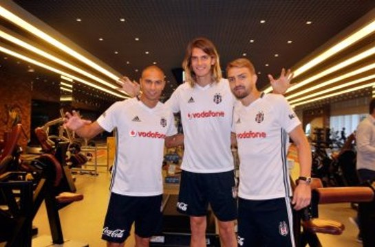 Beşiktaş'ta Gökhan İnler, Atınç Nukan ve Caner Erkin Sağlık Kontrolünden Geçti