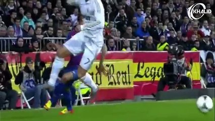 Dani Alves - Top 10 Nutmegs