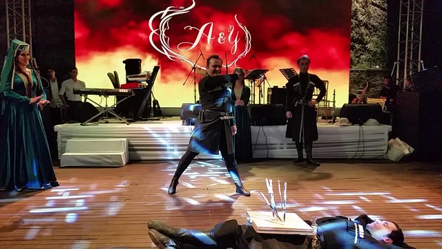 Size Özel Çerkez Ekibi Dans Gösterisi