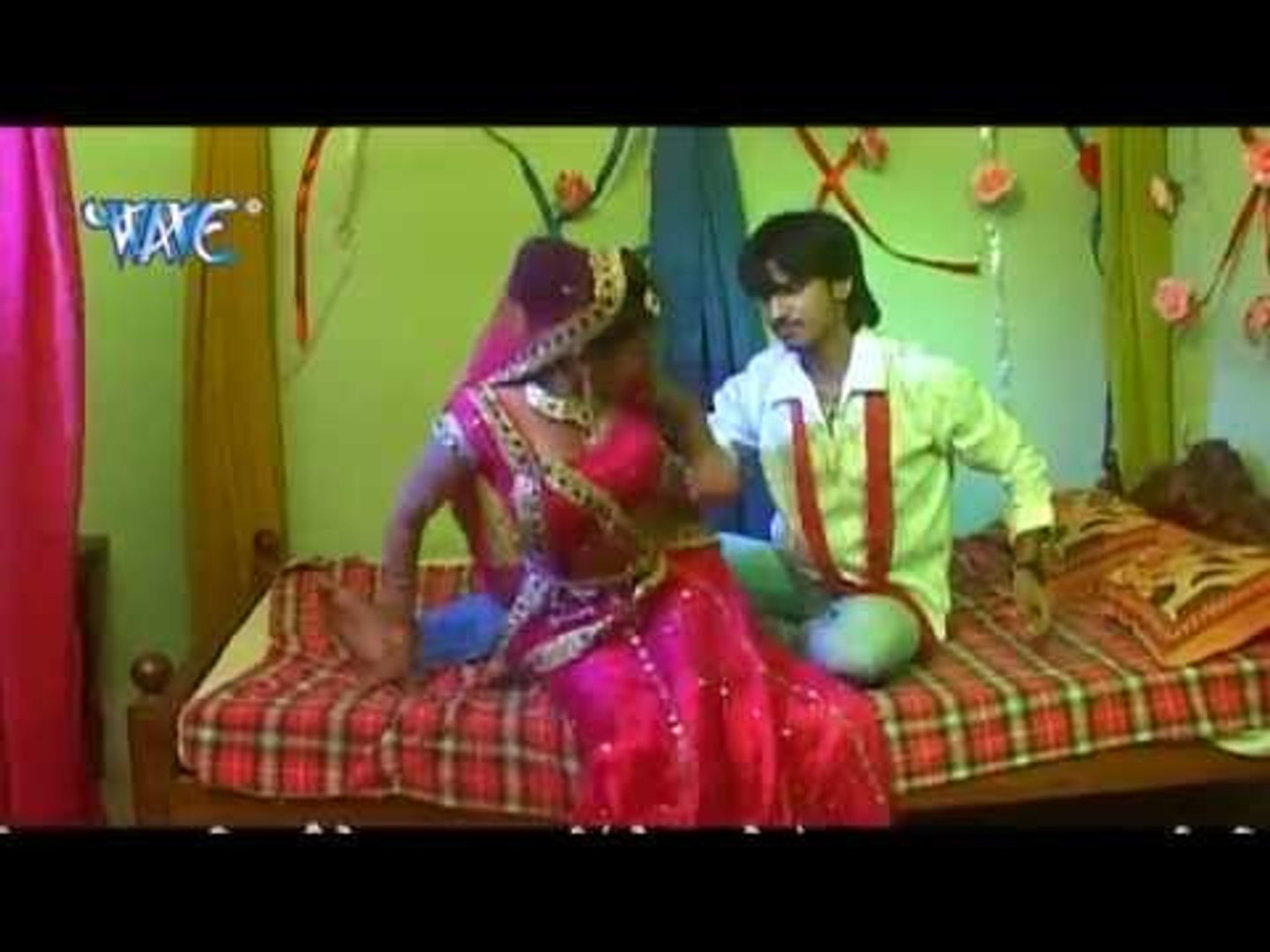 गुड़िया जापानी बाड़ी - Hot & Sexy Song | Odhaniya Hatake | Aakarsh Raj |  Latest Bhojpuri Hot Song - video Dailymotion