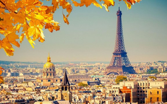 Charles Aznavour - Paris en mois d'Août