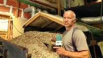 Hautes-Alpes :  La fabrication de granulés de bois. Un Orrian s'est lancé seul