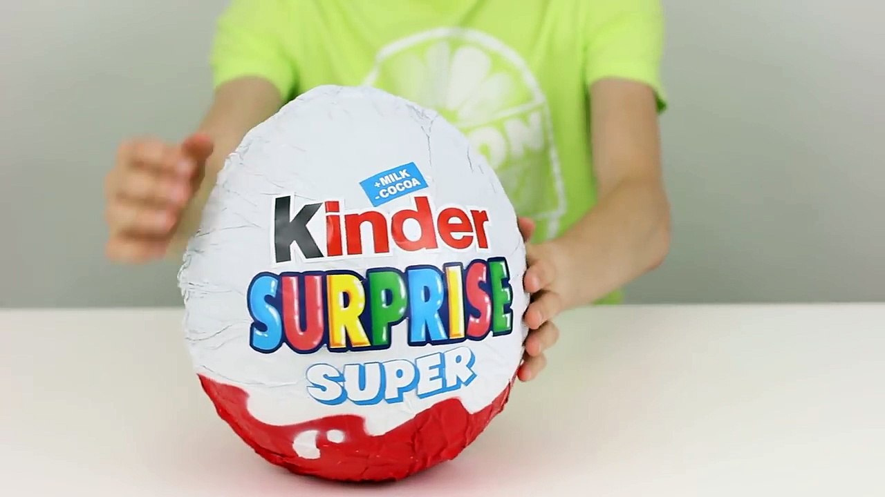 DIY - GIANT KINDER SURPRISE!