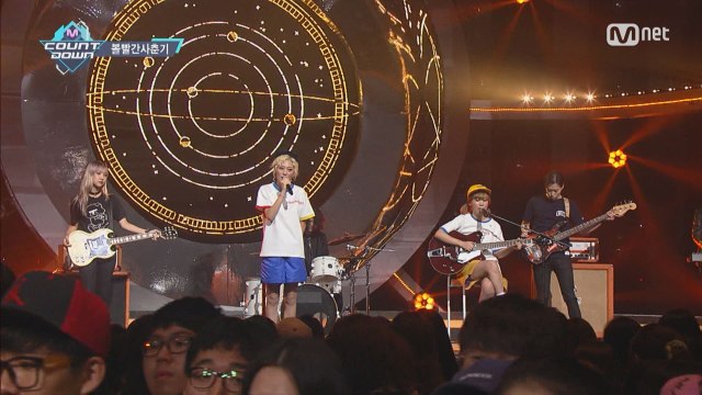 '볼빨간 사춘기'의 가슴뛰는 고백 '우주를 줄게' 무대