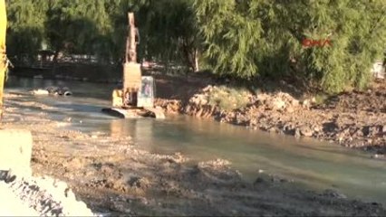 Kahramanmaraş 45 Bin Kişinin Hastalandığı Elbistan'da Nehir ile Kuyular Arasında İzolasyon...