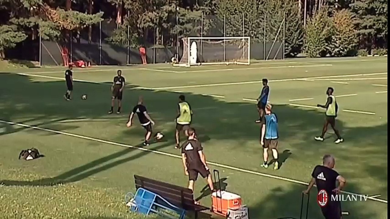 Milan training session 31-08-2016