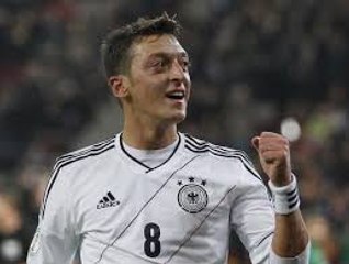 Mesut Ozil GOAL - Germany 2-0	 Finland 31.08.2016