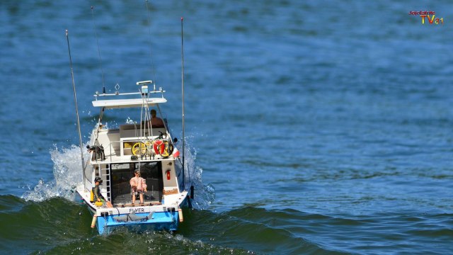 Modélisme Naval La Roucarié Une après-midi (J.R)