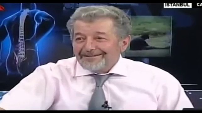 Kendisini uçurmayan müridi hangi şeyh yanında tutar? [Dr. Hamdi Kalyoncu]