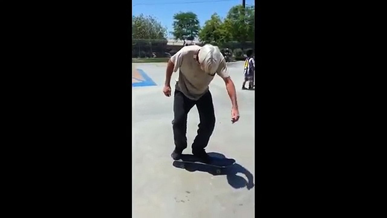Old man jumping triks video