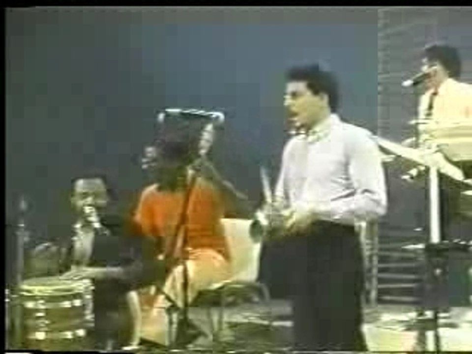 ANGEL CANALES - OYE MI RITMO