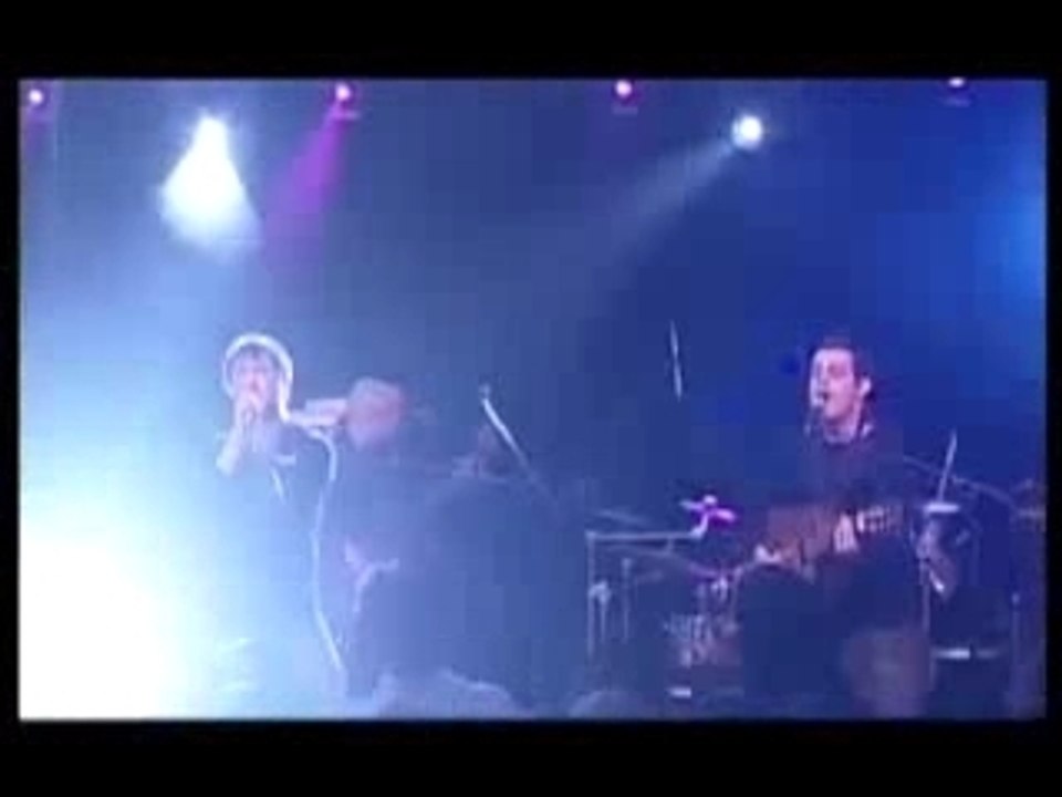 Petites Bourrettes - Sous les jupes à fleurs