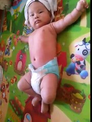 Diapering your baby - Baby Handling