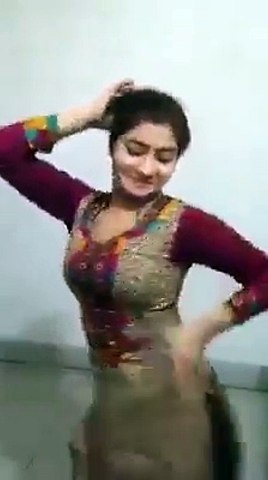GIrl Dance at home very hot