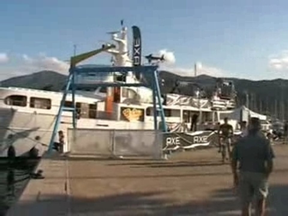 AXE BOAT : Présentation