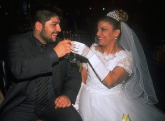 Tıp Dünyası Kibariye'nin Hamileliğini Tartışıyor