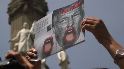 Trump au Mexique: Les USA ont le droit "de construire un mur"