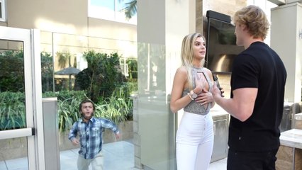 Qu'importe la taille ces deux là sont les meilleurs amis