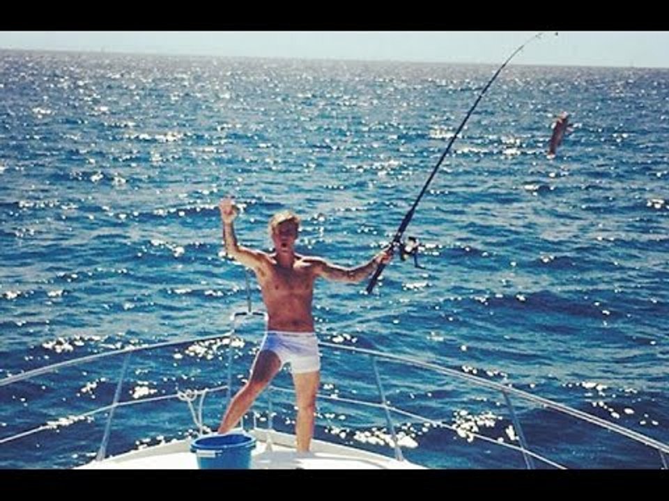 Justin Bieber Strips Down To His Calvin Klein Undies To Go Fishing!
