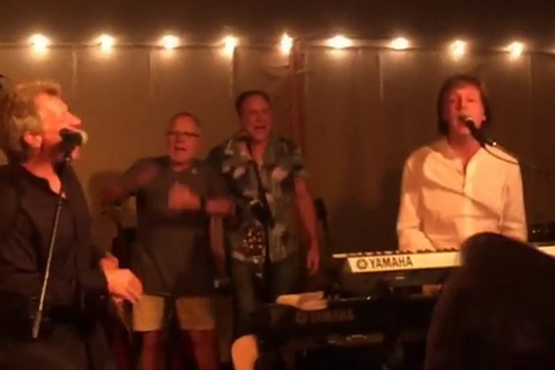 Paul McCartney Joined by Jon Bon Jovi and Jimmy Buffett at Hillary Clinton Fundraiser  Read More: Paul McCartney Joined