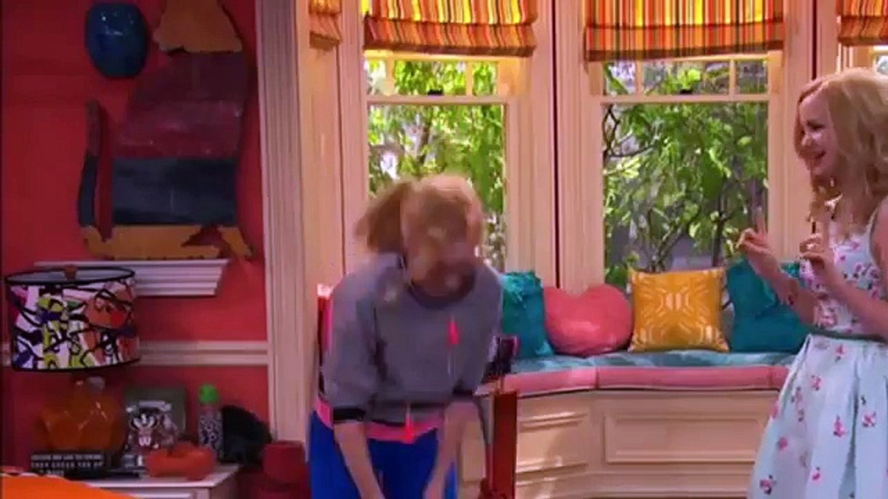 Liv and Maddie S03 E06 Grandma a Rooney