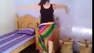 Indian girl in bade room new video 2016