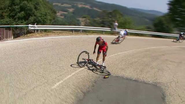 Atapuma's fall / Caída de Atapuma - Etapa / Stage 12 (Los Corrales de Buelna / Bilbao) - La Vuelta a España 2016
