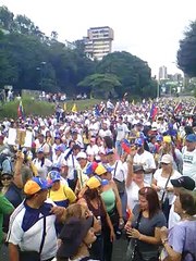 Venezolanos tomaron la autopista Prados del Este